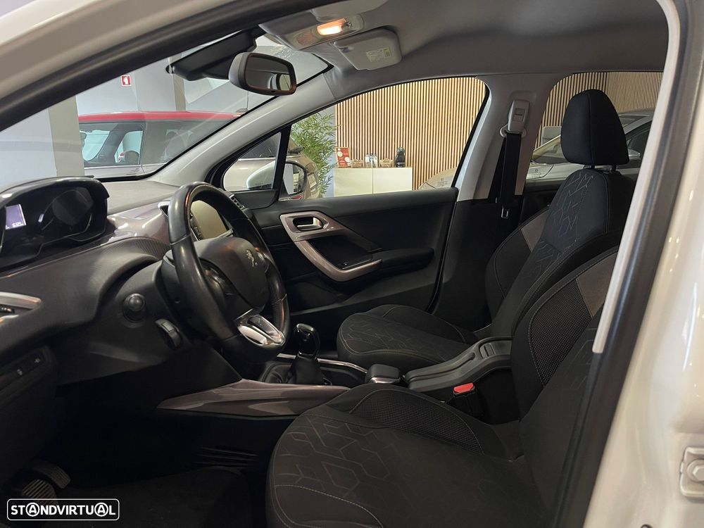 Peugeot 2008 1.4 HDi Access - 5