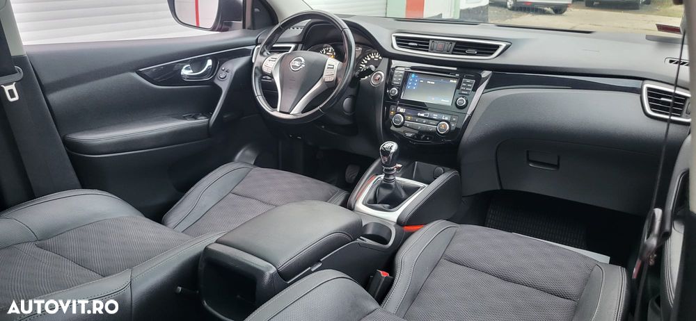 Nissan Qashqai 1.2 DIG-T 360 - 25