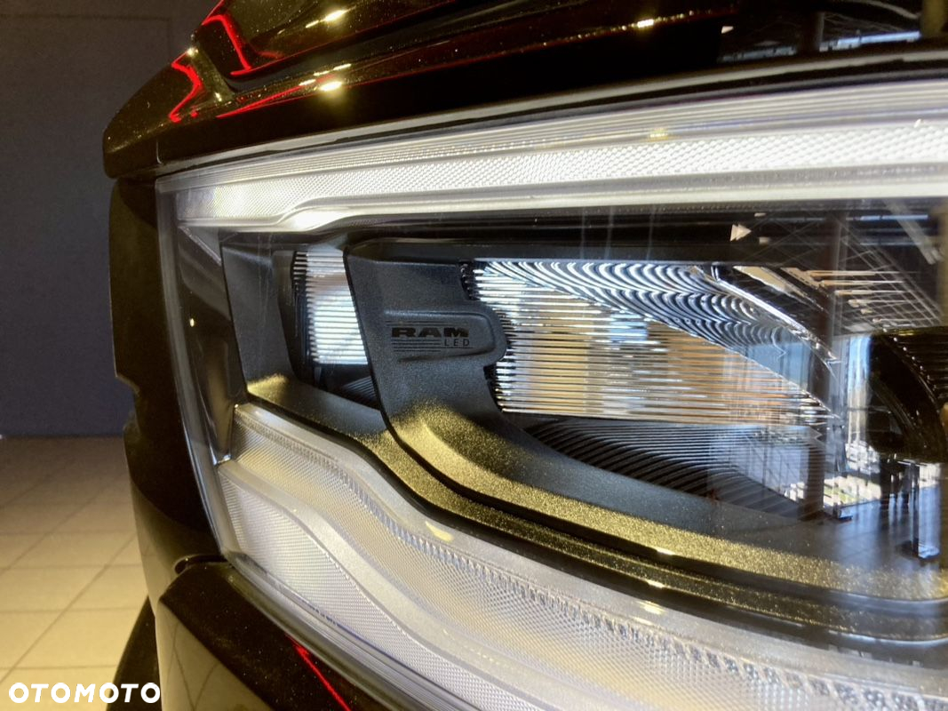 RAM 1500 - 17