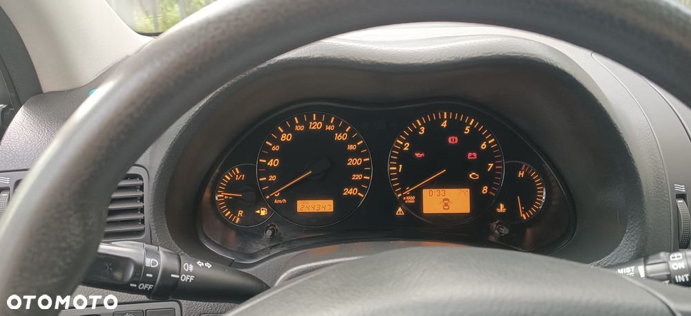 Toyota Avensis 1.8 VVT-i Sol - 3