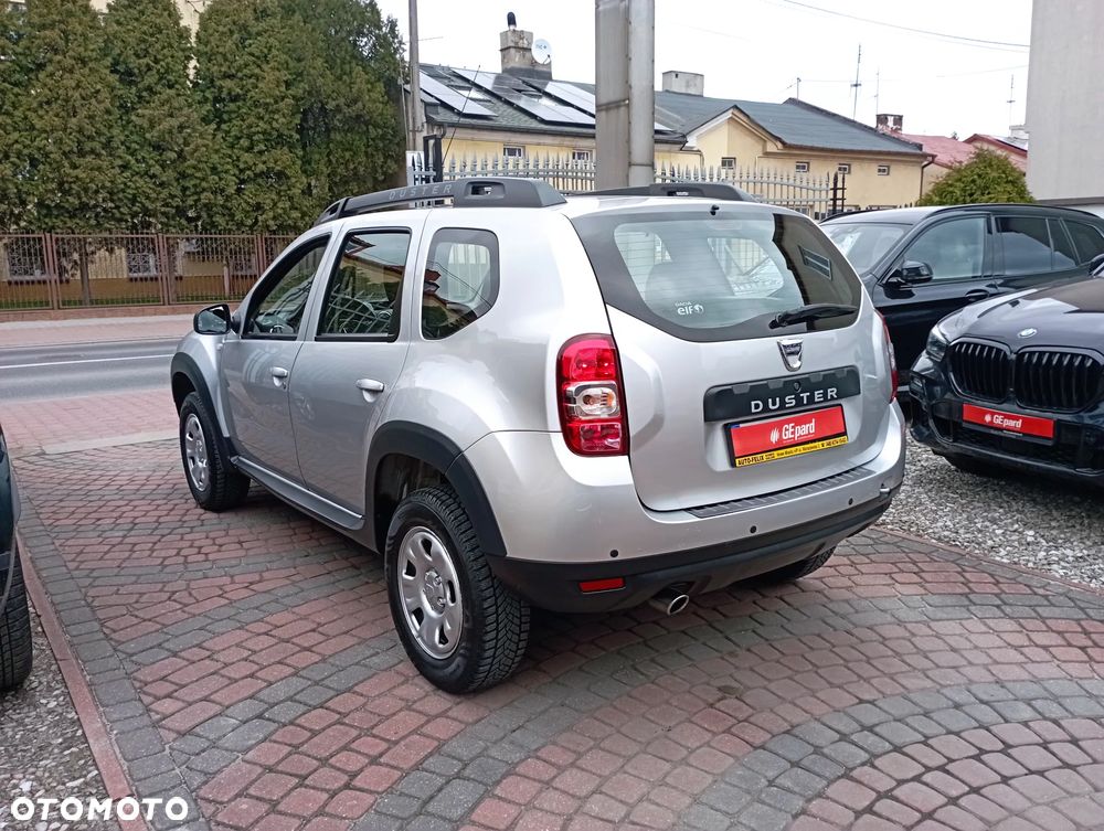 Dacia Duster 1.6 SCe Ambiance S&S - 6