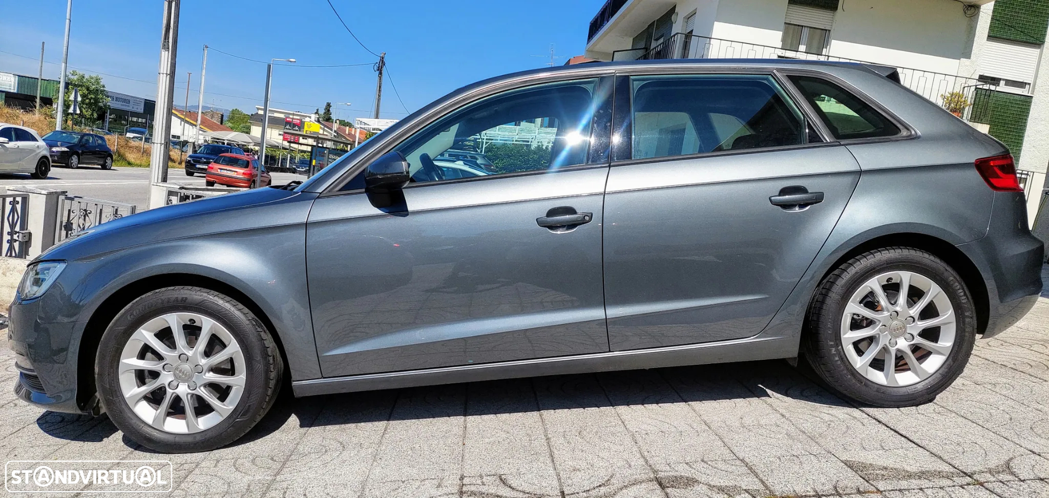 Audi A3 Sportback 1.6 TDI Advance Ultra - 23