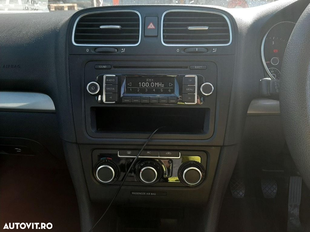 Bancheta spate Volkswagen Golf 6 2011 Hatchback 1.6 TDI - 9