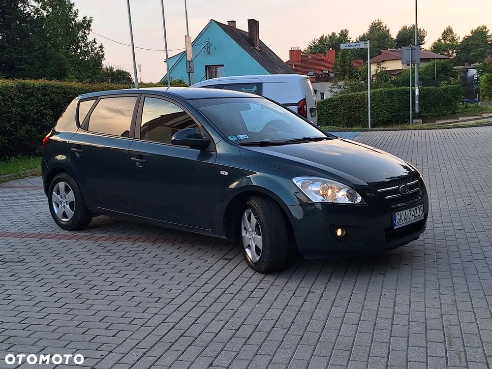 Kia Ceed 1.4 CVVT Attract - 7