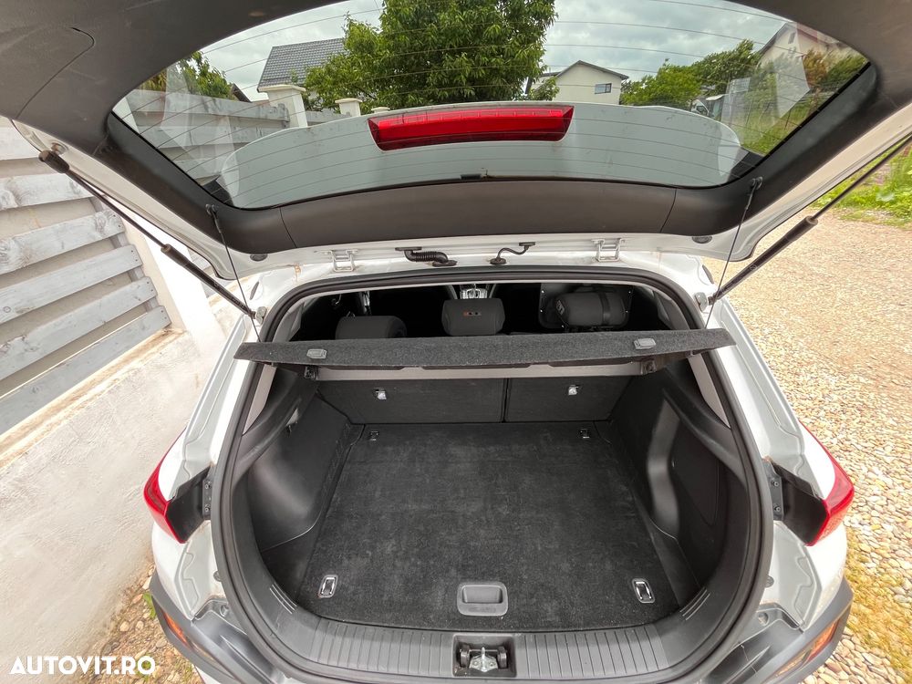 Hyundai KONA 1.6 CRDi DCT Premium - 2
