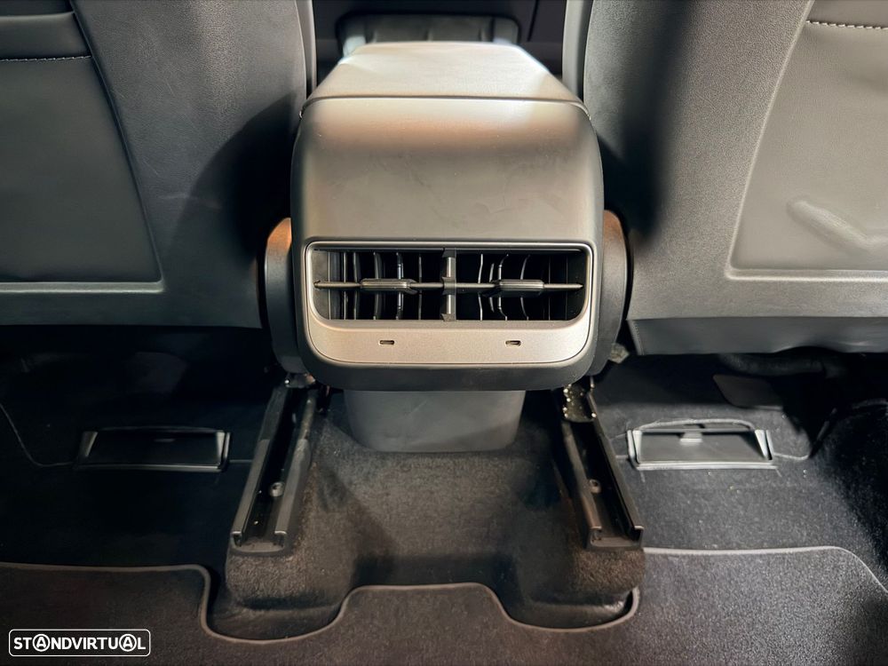Tesla Model Y Tração Traseira - 39