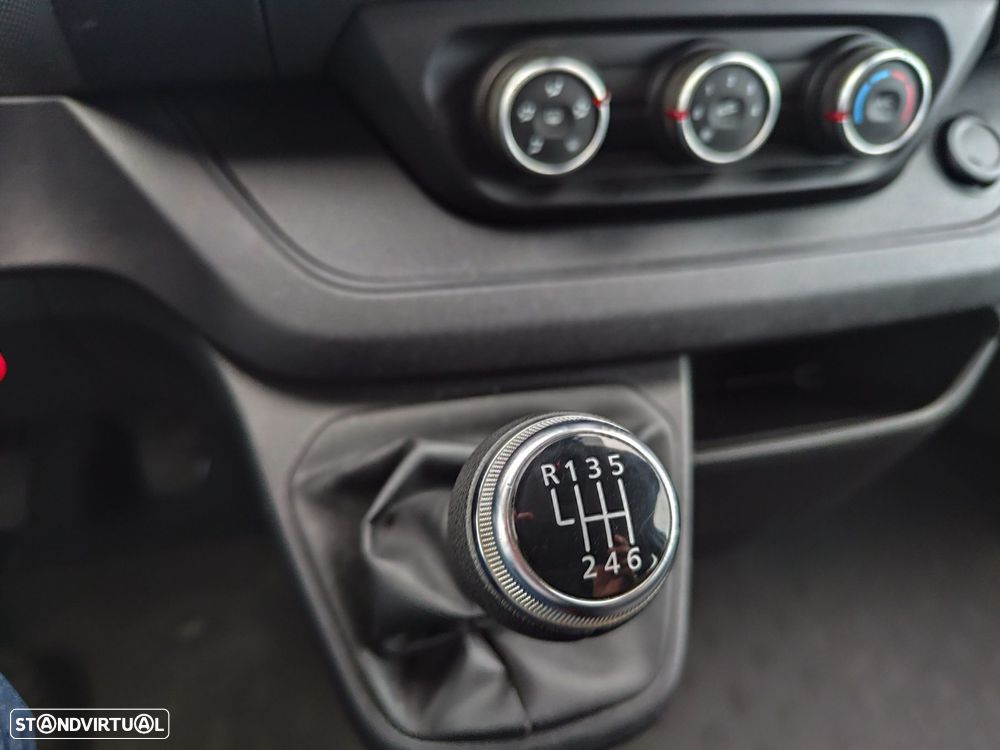 Renault Trafic 2.0 dCi L2H1 1.2T G.Life - 22