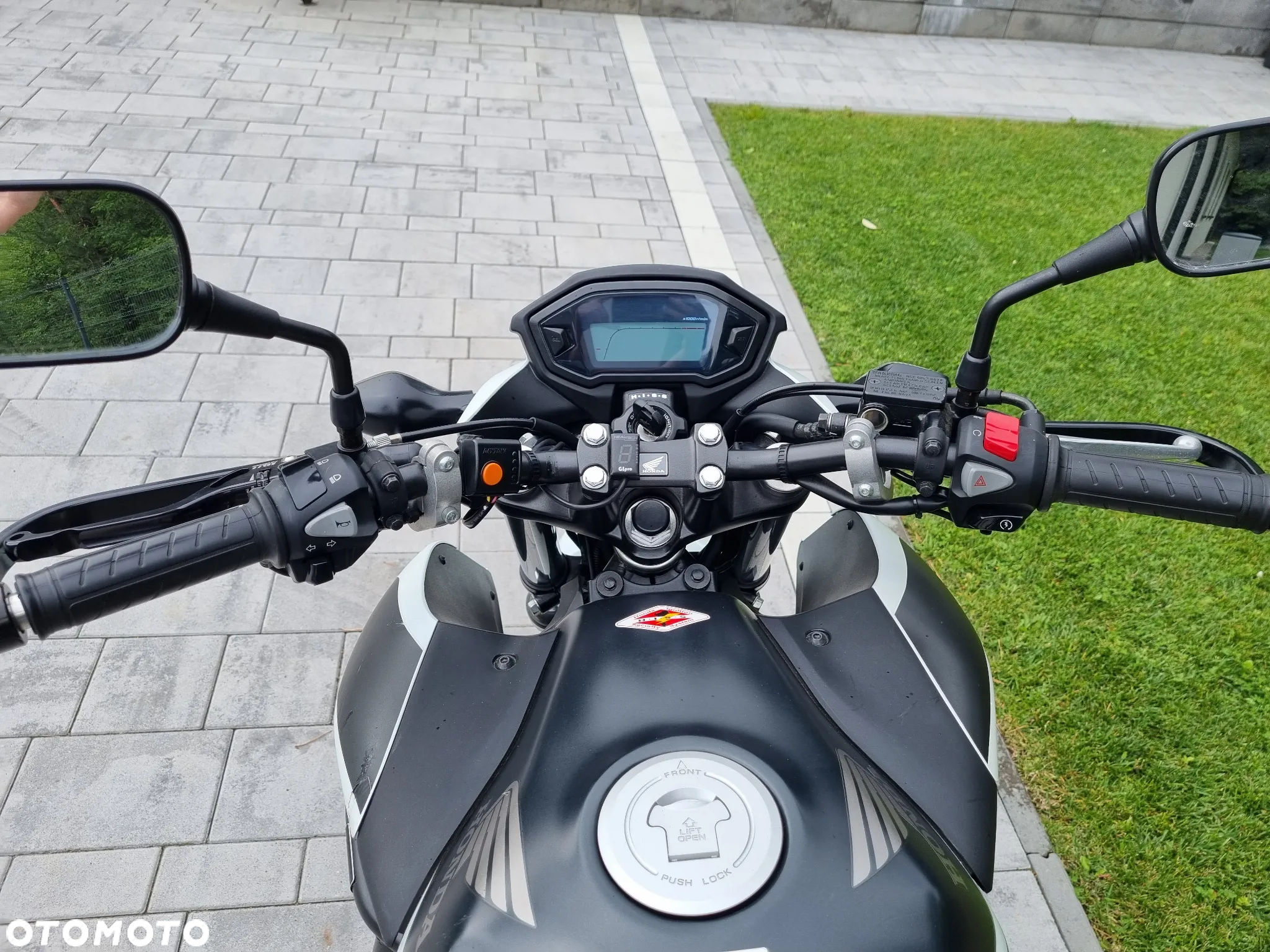 Honda CB - 6