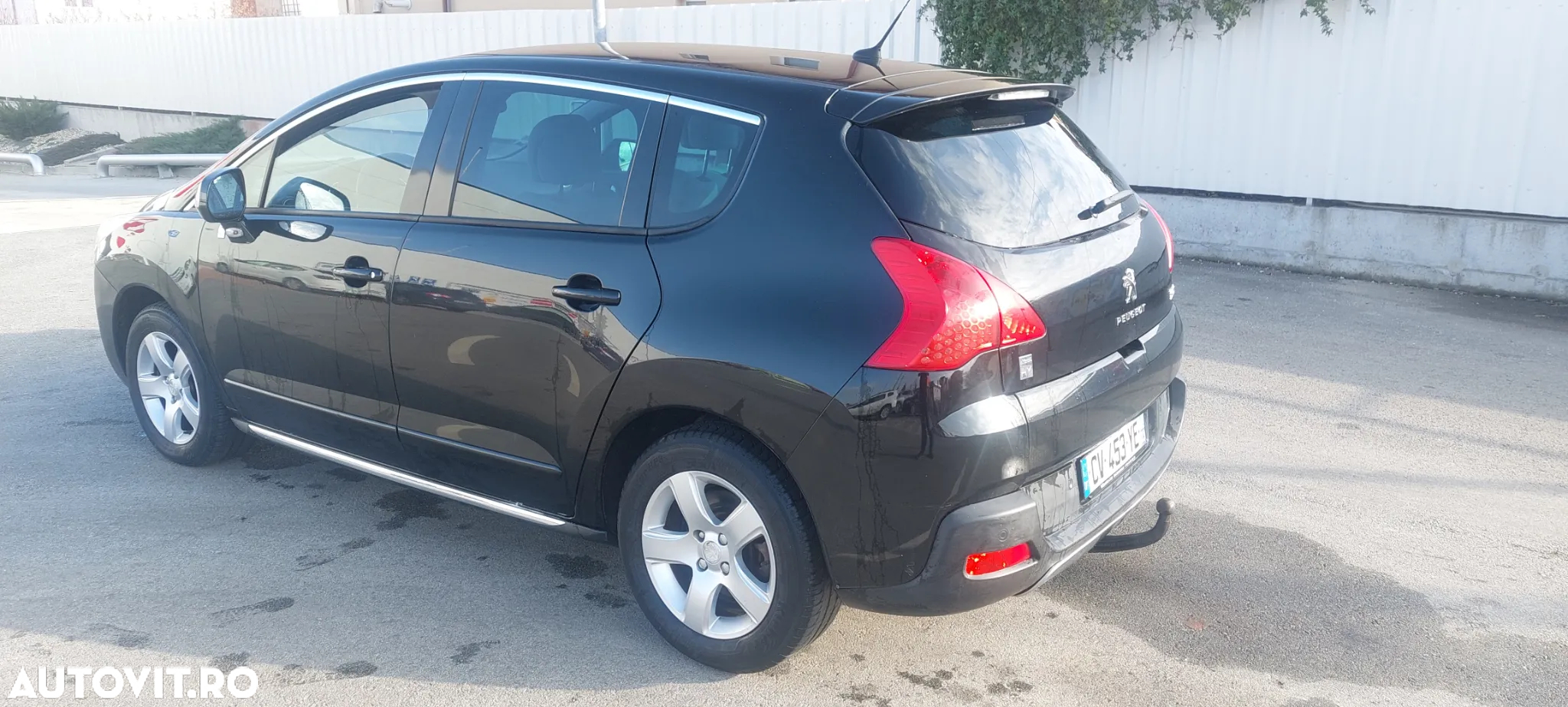 Peugeot 3008 Hybrid4 - 4