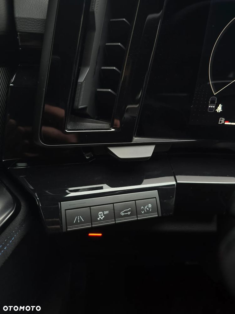 Renault Austral 1.3 TCe mHEV Techno esprit Alpine - 17