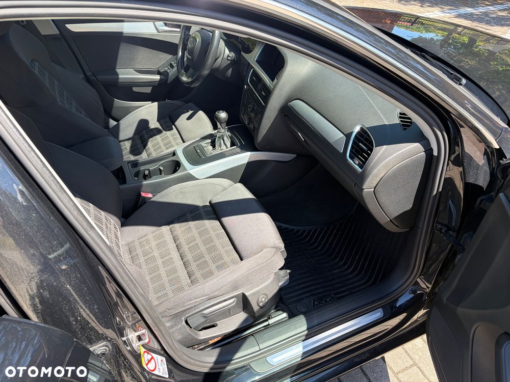 Audi A4 Avant 1.8 TFSI Ambiente - 15