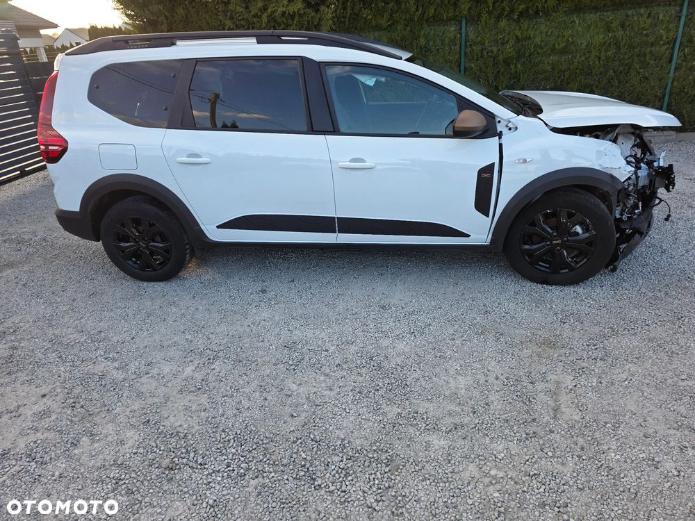 Dacia Jogger 140 (7-Sitzer) Extreme+ - 9