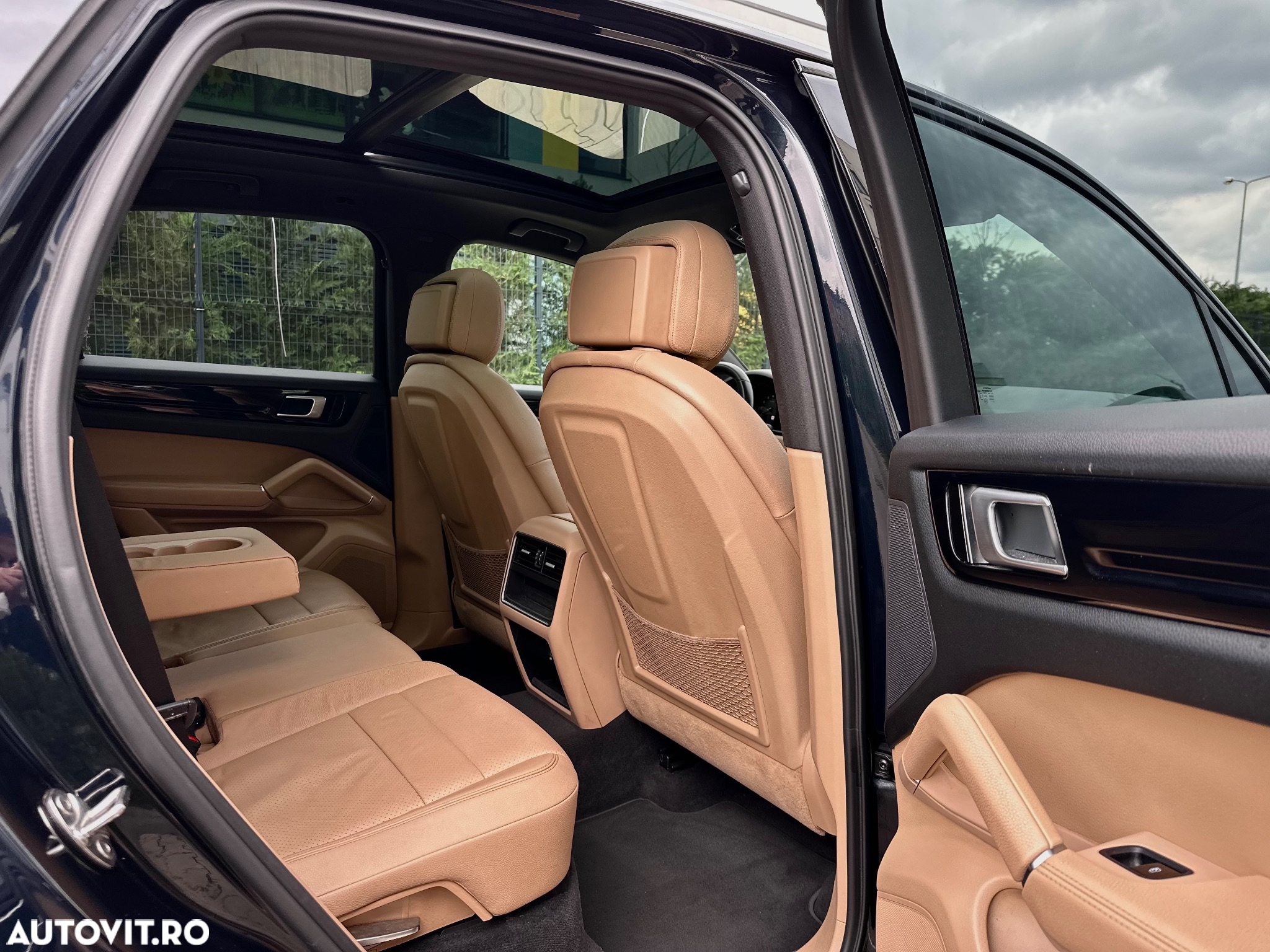 Porsche Cayenne Standard - 11