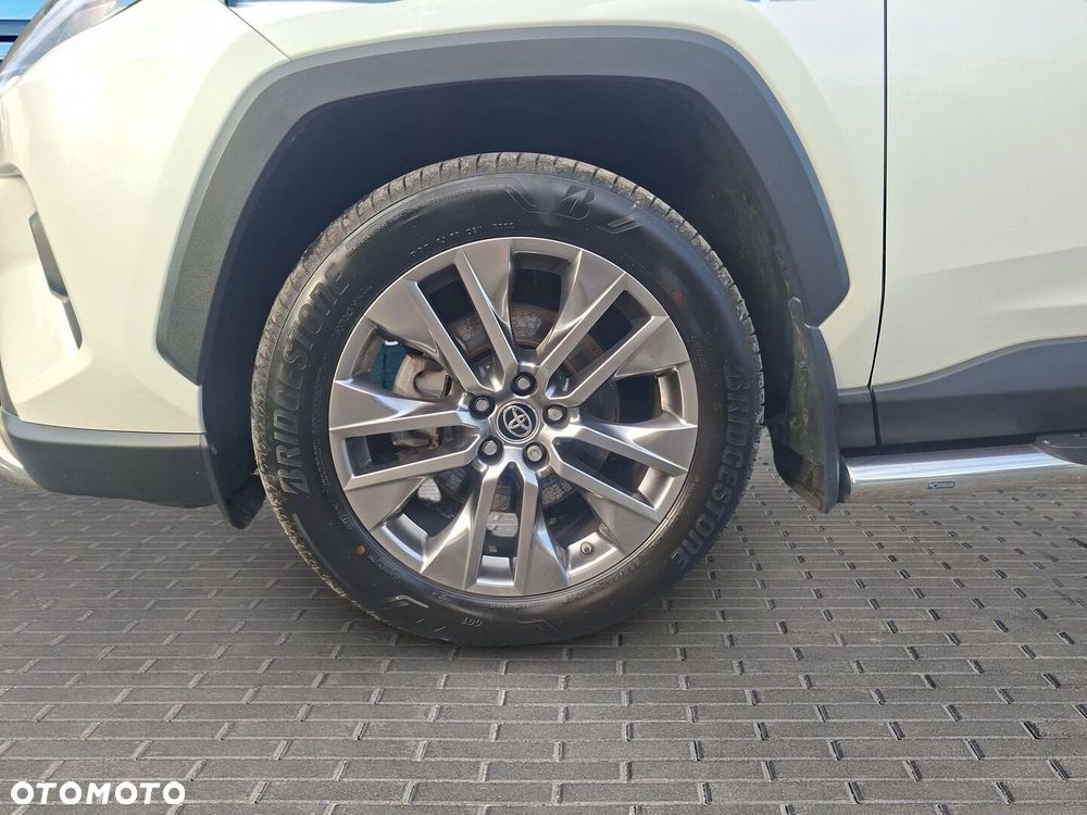 Toyota RAV4 - 28