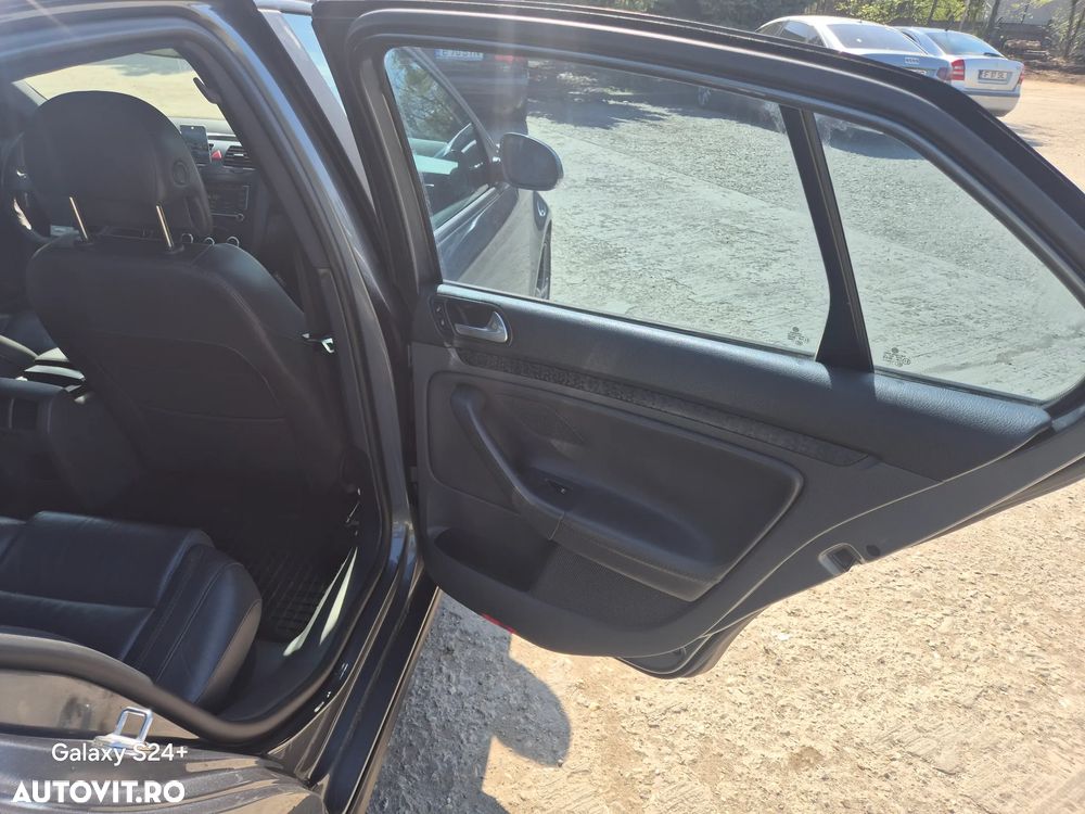 Volkswagen Jetta 2.0 Turbo FSI Sportline - 16