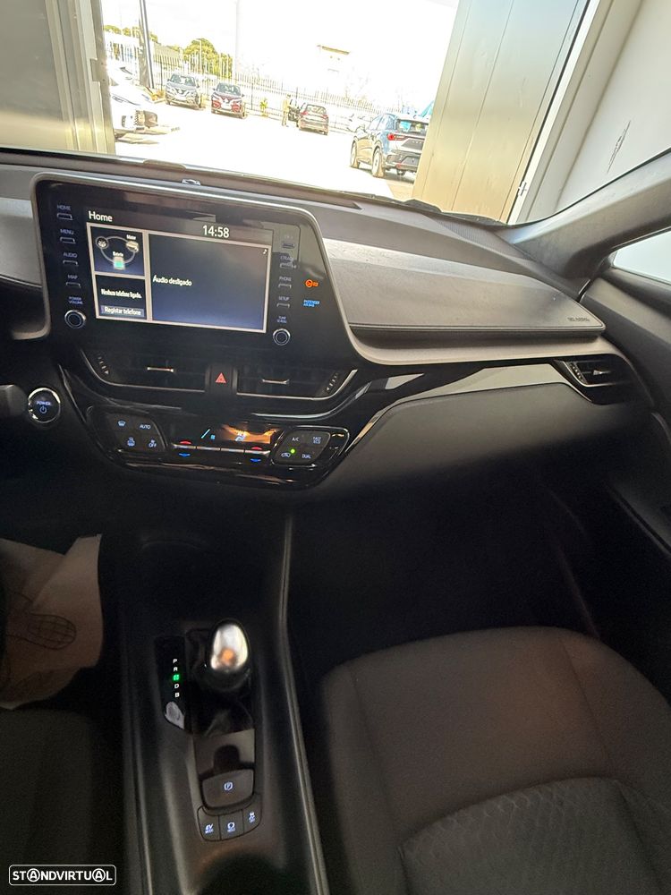 Toyota C-HR 1.8 Hybrid Comfort - 10