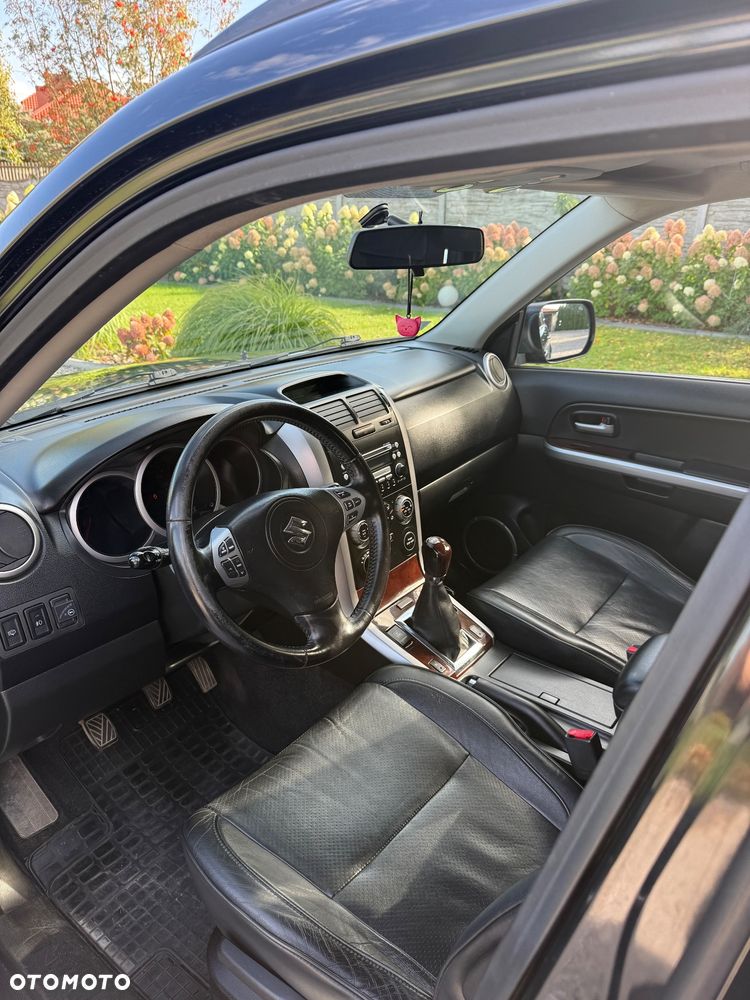 Suzuki Grand Vitara - 12