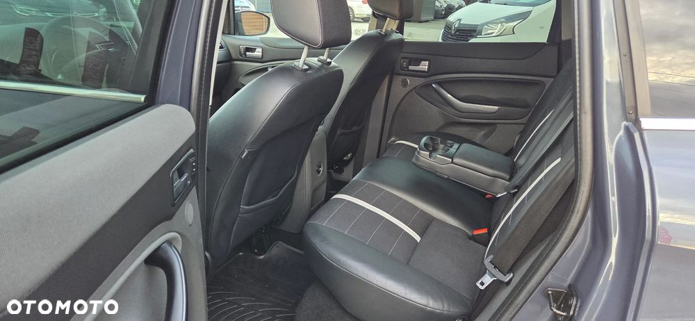 Ford Kuga 2.0 TDCi 4WD Titanium - 22