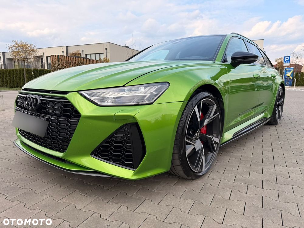 Audi RS6 Avant - 10