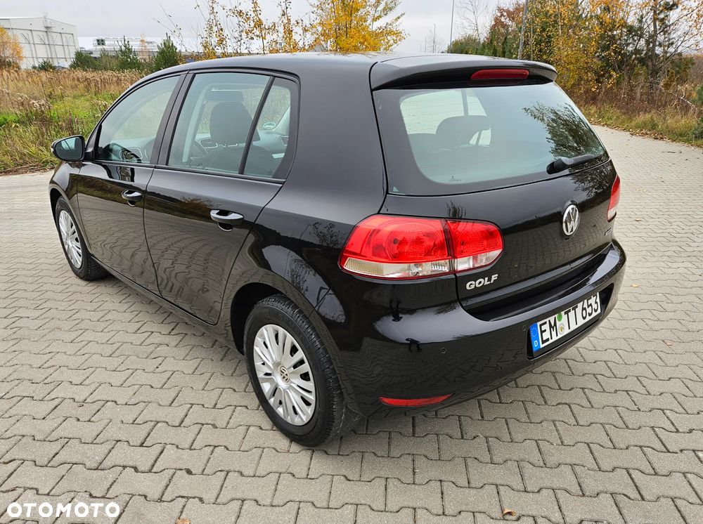 Volkswagen Golf VI 1.6 Comfortline - 18