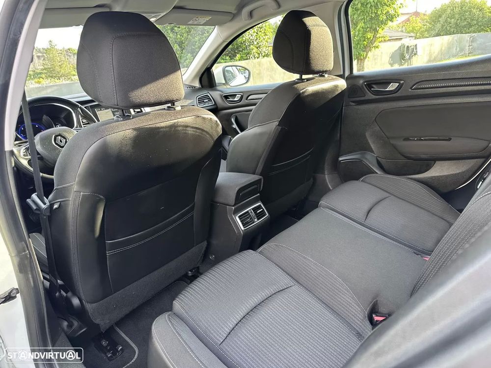 Renault Mégane 1.5 Blue dCi Intens - 30