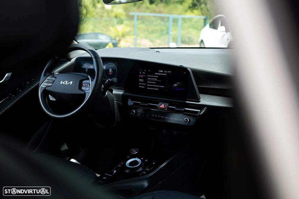 Kia Niro EV 64kWh Tech - 11