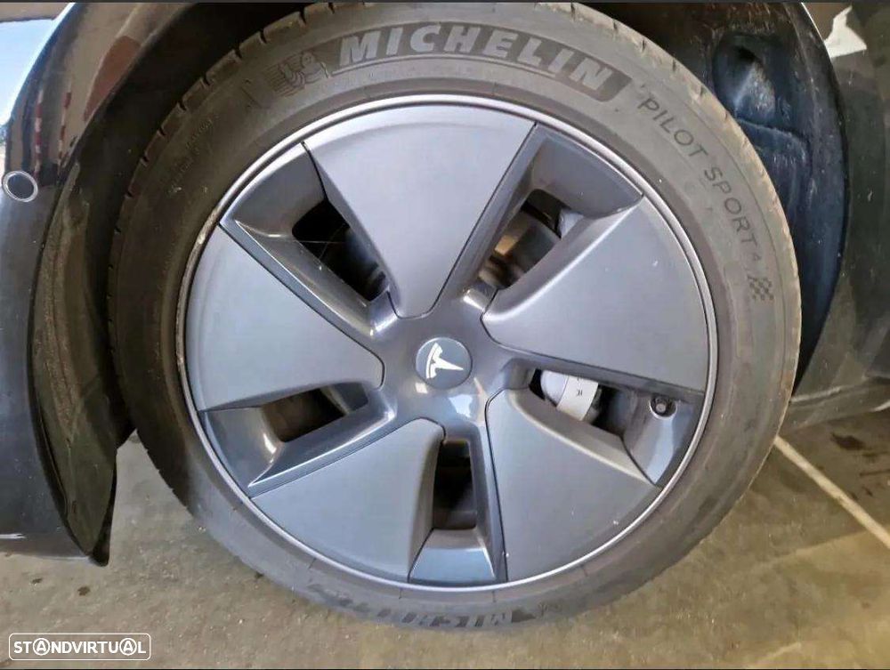 Tesla Model 3 Tração Traseira Standard - 21