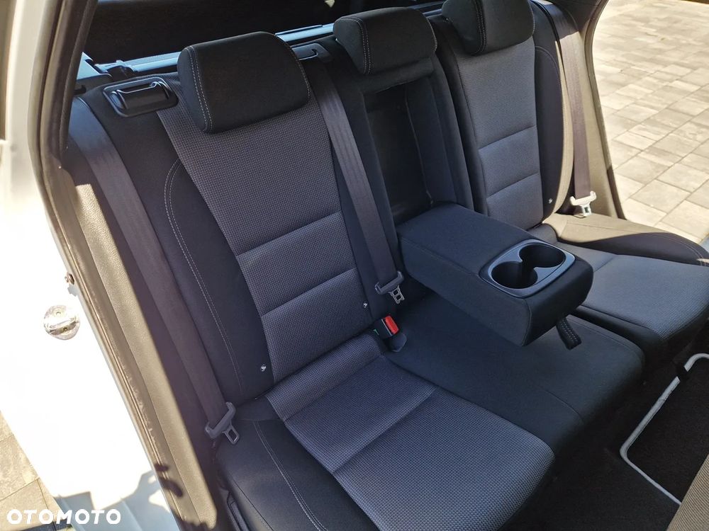 Hyundai i30 blue 1.4 YES Silver - 26