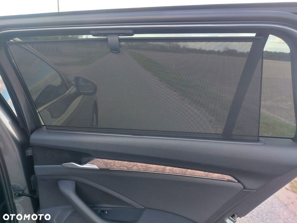 Skoda Superb 2.0 TDI 4x4 DSG L&K - 24
