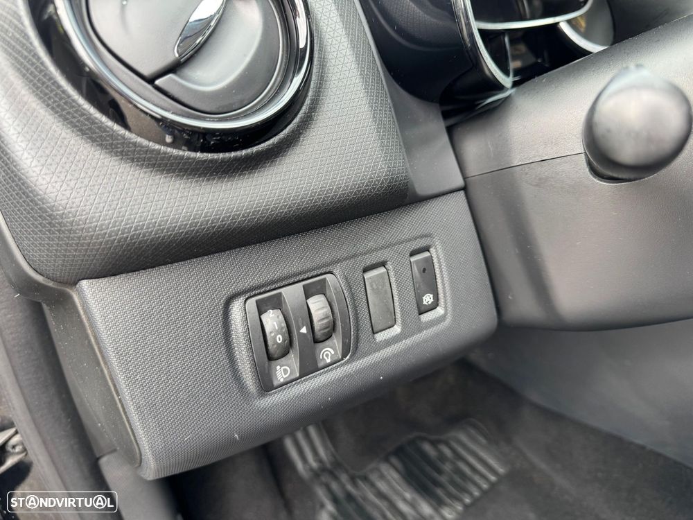 Renault Clio - 12