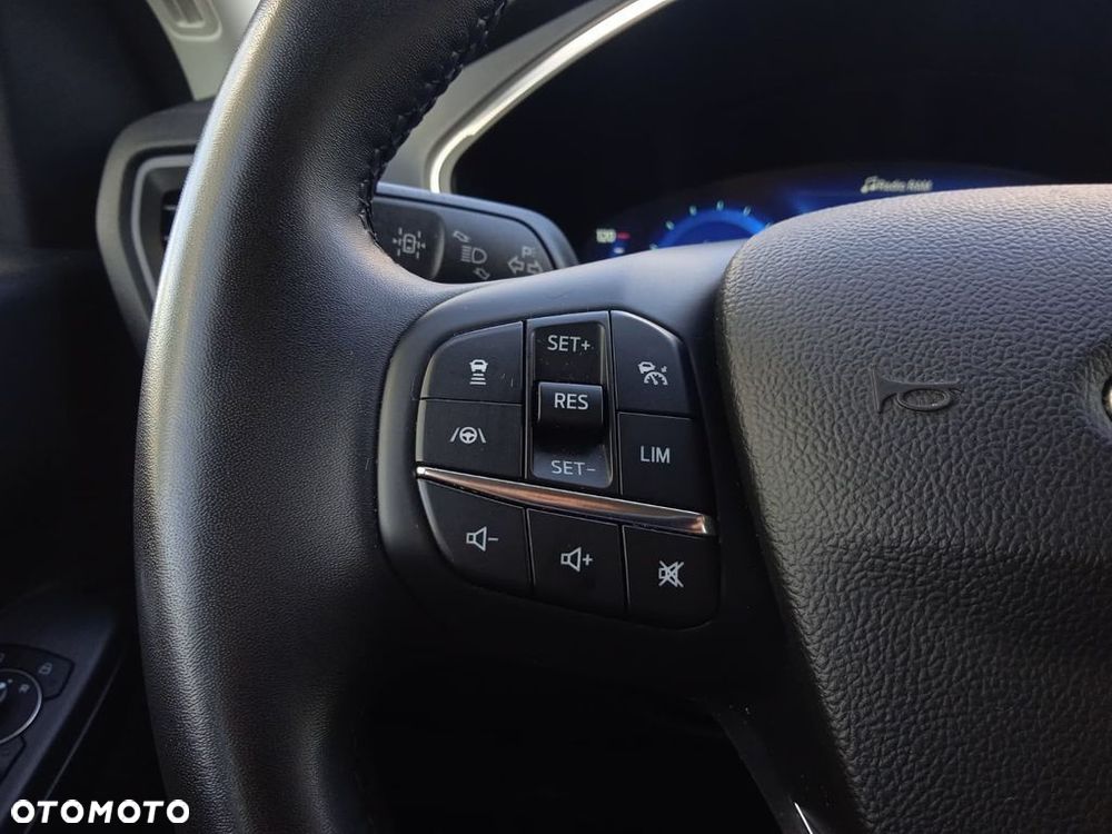 Ford Kuga 2.5 FHEV FWD Titanium - 15