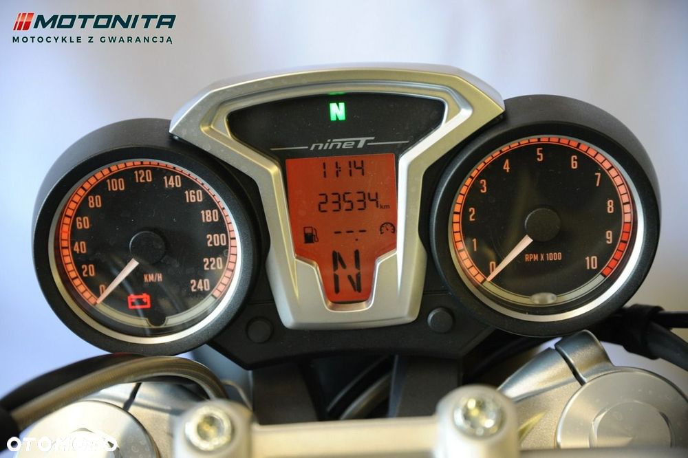 BMW R - 7