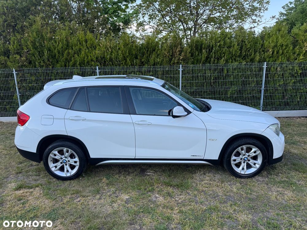 BMW X1 xDrive18d - 8