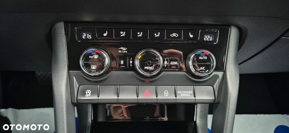 Skoda Karoq 2.0 TDI SCR 4x4 DSG Style - 23