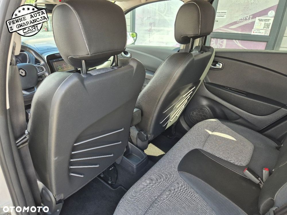 Renault Captur - 16