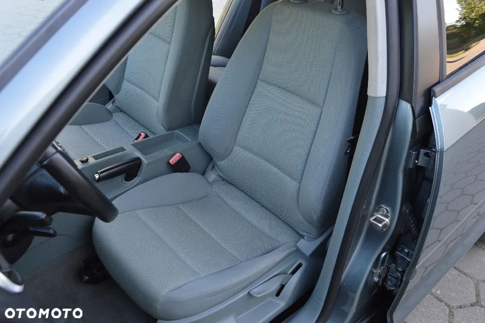 Audi A3 Sportback 1.6 Attraction - 13
