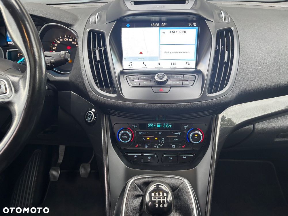 Ford Kuga 2.0 TDCi FWD Titanium - 11