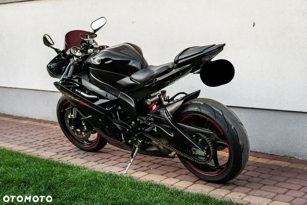 Yamaha R6 - 4