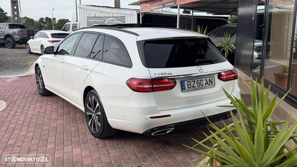 Mercedes-Benz E 300 de Avantgarde 4Matic - 19