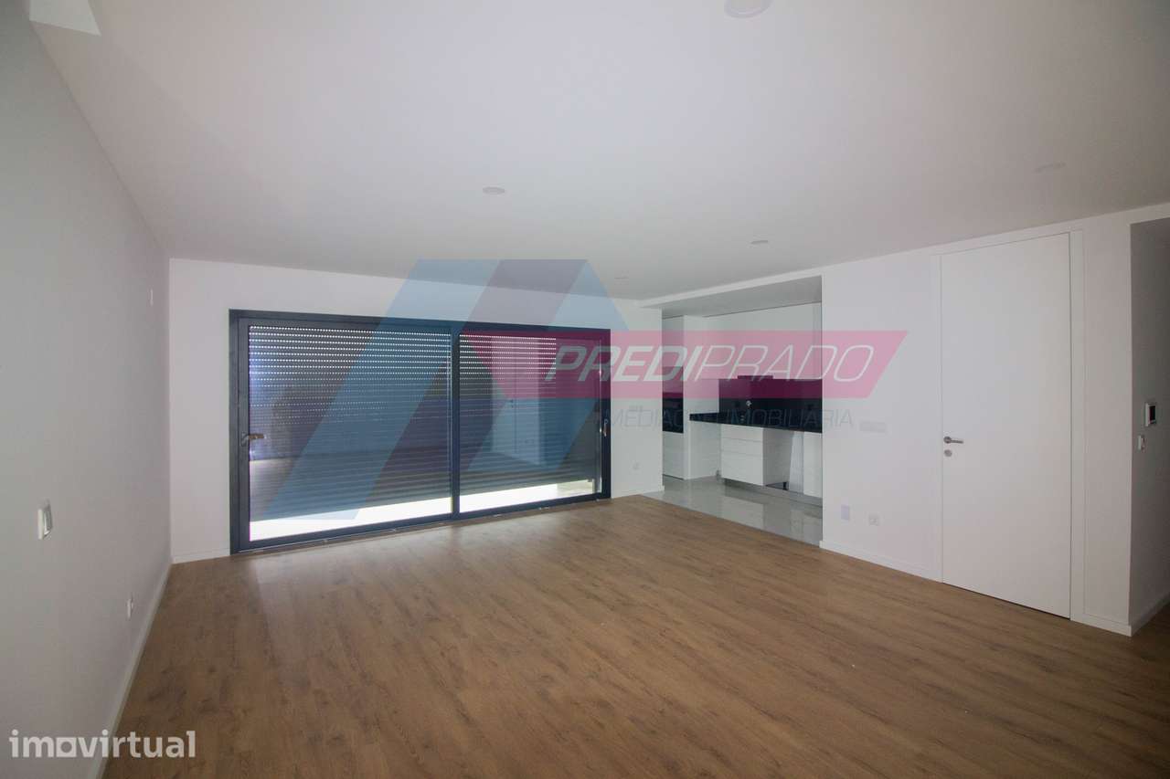Apartamento T3 para Arrendamento na Vila de Prado - Grande imagem: 5/11