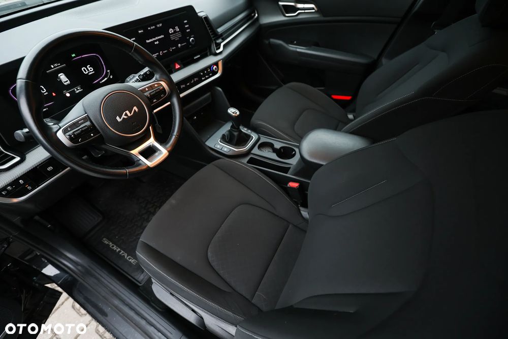 Kia Sportage - 16