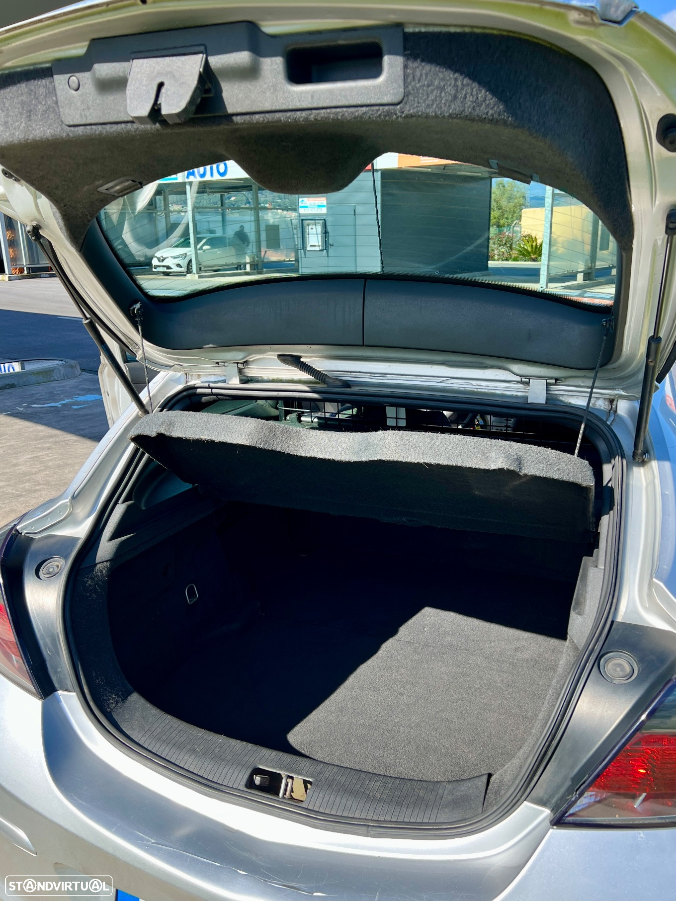 Opel Astra GTC 1.3 CDTi - 9