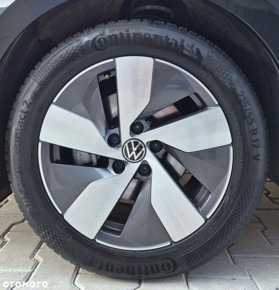 Volkswagen Passat - 33