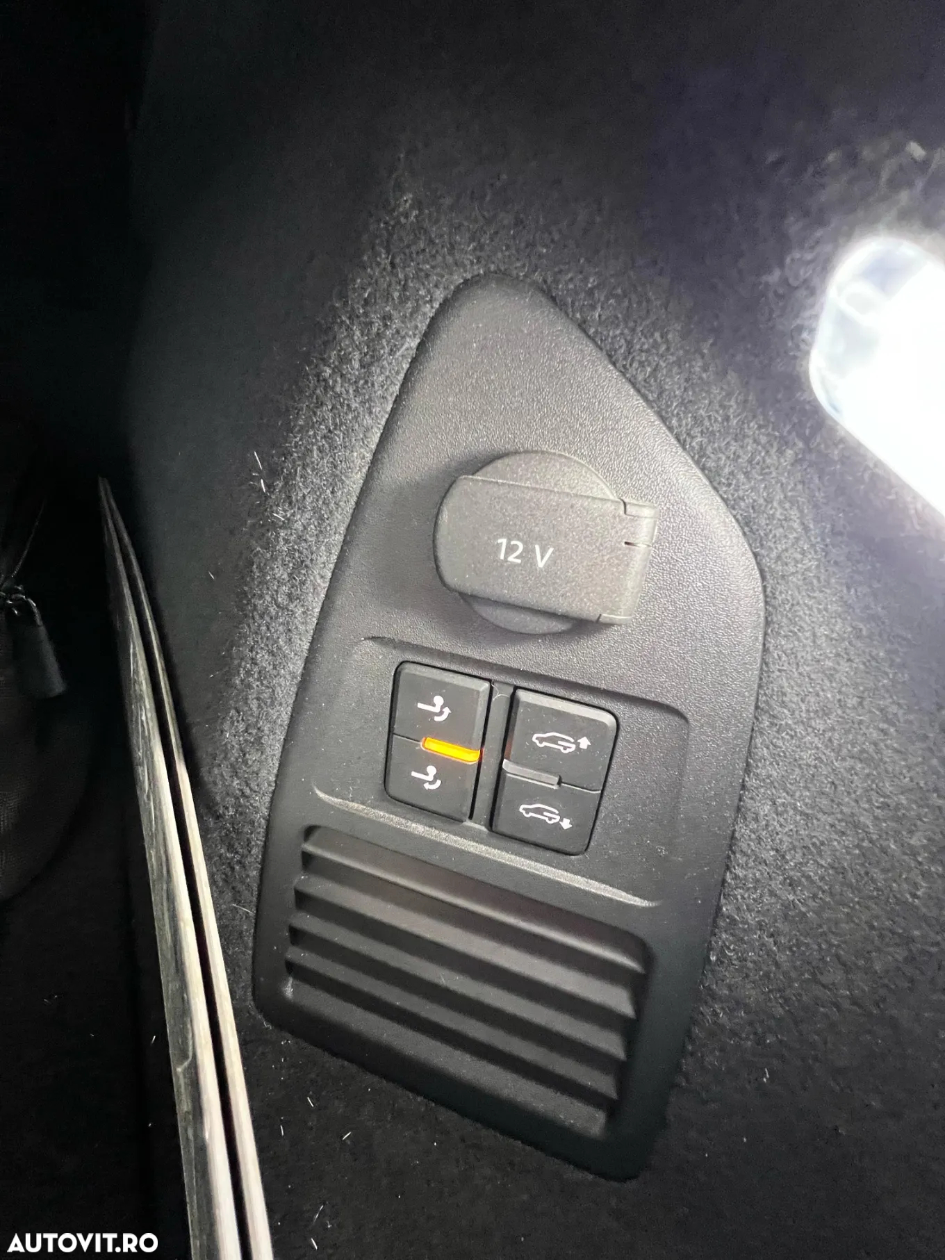 Volkswagen Touareg - 30