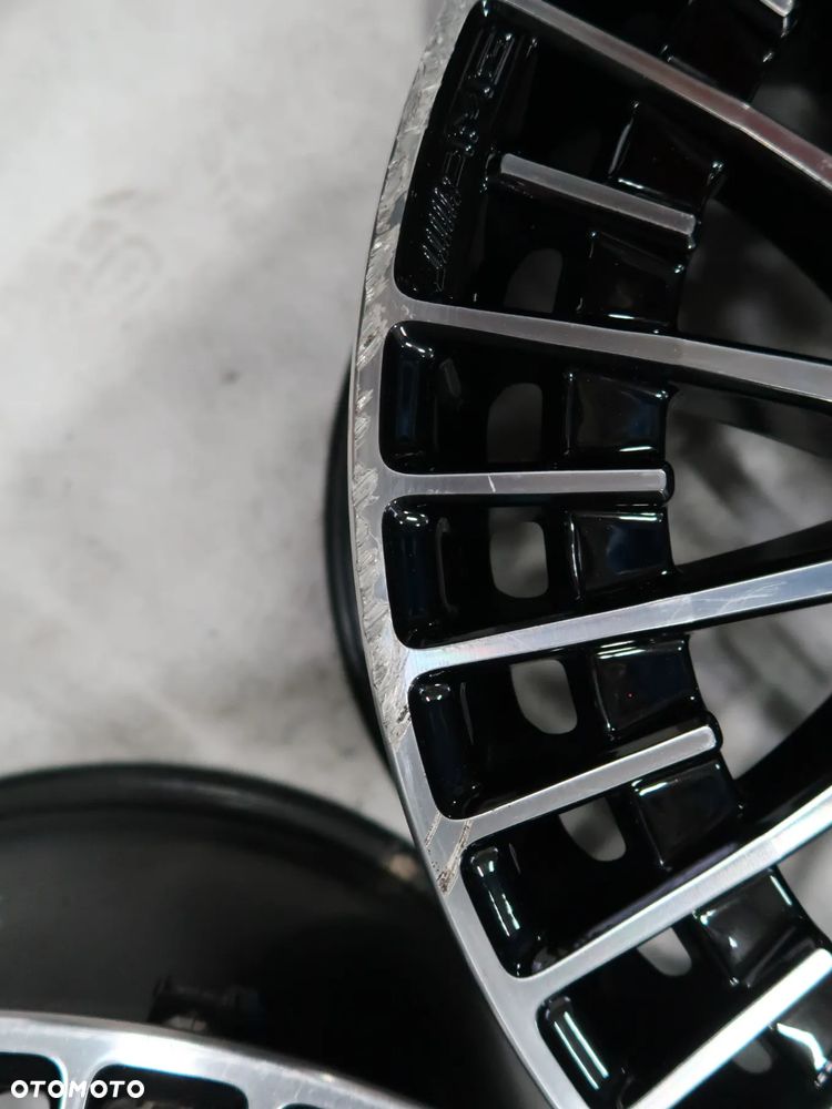 Felgi EQE AMG MERCEDES A2974011500 9,5X21ET41,5 - 10