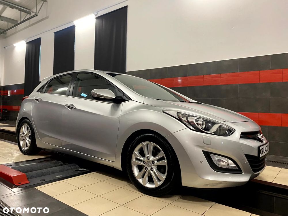 Hyundai i30 1.6 GDI Classic + - 6