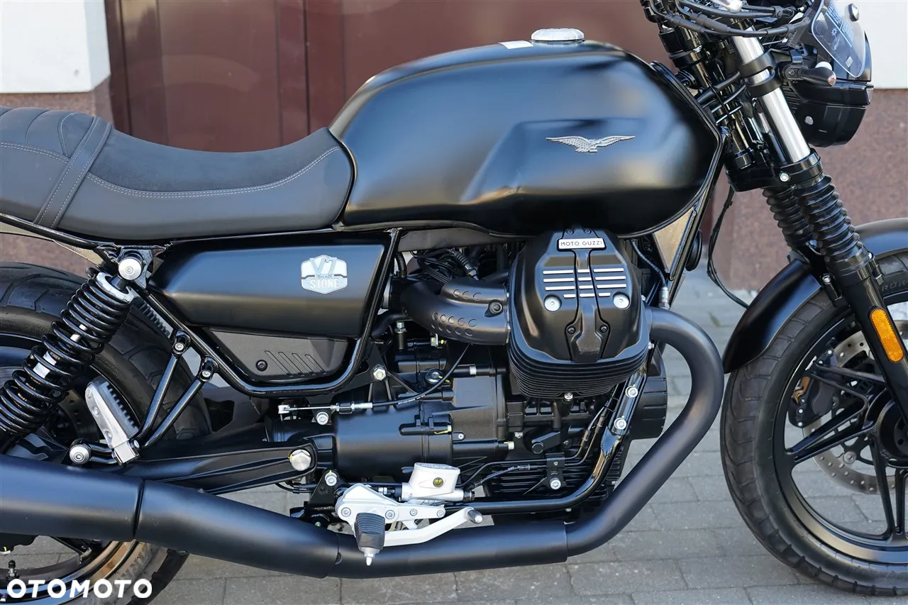 Moto Guzzi V7 - 9