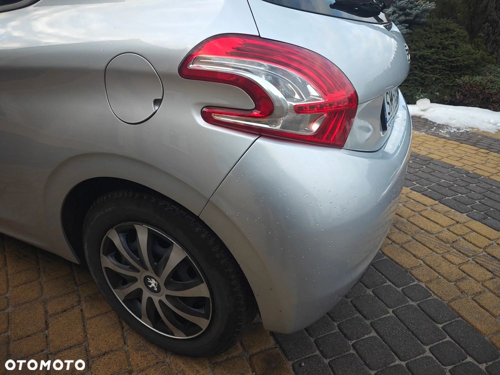 Peugeot 208 e-HDi 92 Stop&Start Allure - 14