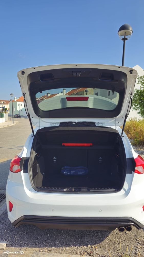 Ford Focus 1.0 EcoBoost ST-Line - 8