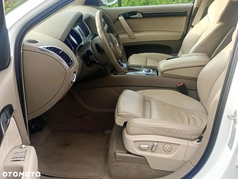 Audi Q7 3.0 TDI DPF clean diesel Quattro Tiptronic - 16